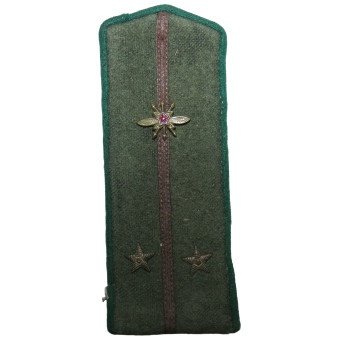 NKVD Border Troops 1943 pattern field shoulder board for engineer-signal lieutenant. Espenlaub militaria