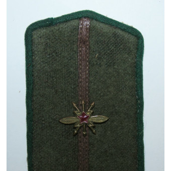 NKVD Border Troops 1943 pattern field shoulder board for engineer-signal lieutenant. Espenlaub militaria