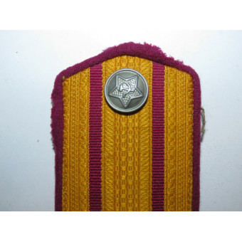RKKA 1943 pattern infantry colonel shoulder board. Espenlaub militaria