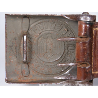 Стальной ремень Вермахта с пряжкой в заводском окрасе. Espenlaub militaria