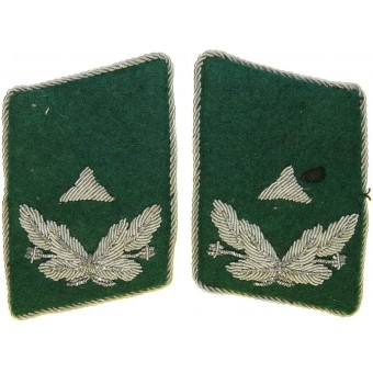 Luftwaffe Wartime Official, Administrative-Middle Grade Career Z Collar Tabs. Espenlaub militaria
