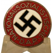 Nationale Sozialistische D.A.P. Mitgliedsabzeichen m 1/155 RZM