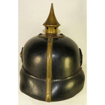 Preussen Pickelhaube- casque pic en cuir. Espenlaub militaria