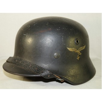 Q 68 Single decal Luftwaffe helmet.. Espenlaub militaria