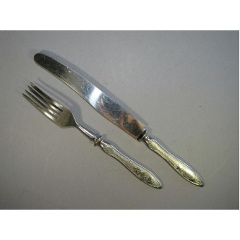 Cucchiaio e forchetta con sovietico simbolico. Espenlaub militaria