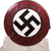 M1/148-Heinrich Ulbrichts Witwe Oostenrijkse producent NSDAP lid badge