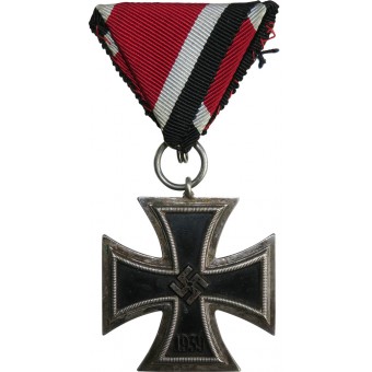 R. Wächtler & Lange Iron cross 1939 2nd class. Austrian issue. Espenlaub militaria