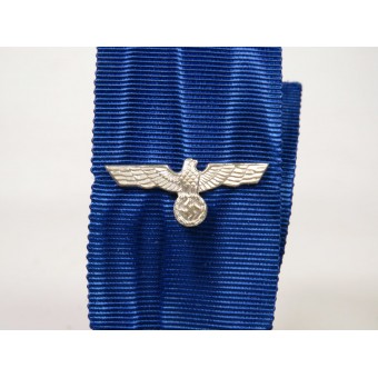 Wehrmacht Long Service medal with eagle on the ribbon. Espenlaub militaria