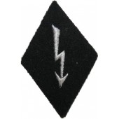 Ecusson d'échange Waffen SS pour les hommes enrôlés dans les troupes de transmissions.