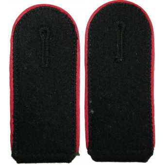 Waffen SS Artillery shoulder boards with red piping. Espenlaub militaria