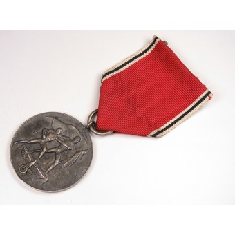Médaille commémorative le 13 Mars 1938 à lhonneur des Anschluss de lAutriche. Espenlaub militaria