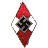 Hitlerjugendin jäsenmerkki M1/92 RZM. Carl Wild