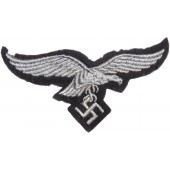 Alistado filas Luftwaffe águila de pecho en la base de fieltro