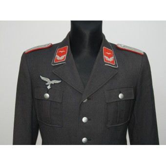 La tunique de lieutenant Luftwaffe appartenait à LTN Rintz. Espenlaub militaria