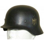 Немецкий стальной шлем образца 1940 года с одной декалью Вермахт ET62/ 957