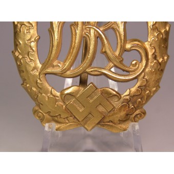 Presque MINT gold grade DRL badge S&L. Espenlaub militaria
