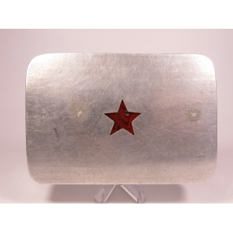 Röda arméns cigarettfodral i aluminium med en stjärna. Espenlaub militaria
