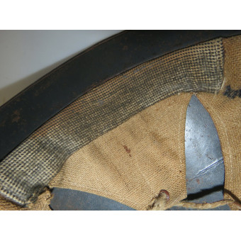 Estonian Model 1926 helmet, Neumann & Co., Tallinn