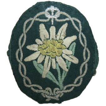 Wehrmacht Gebirgsjäger sleeve badge, BeVo, dark green. Espenlaub militaria