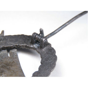 Luftwaffe Paratrooper Badge by Assmann A, zinc. Espenlaub militaria