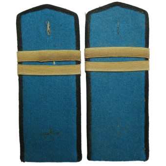 Погоны ефрейтора ВВС РККА, образца 1943 года. Espenlaub militaria