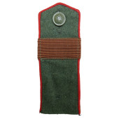 Starshiy Sergeant -technician of artillery or armored troops