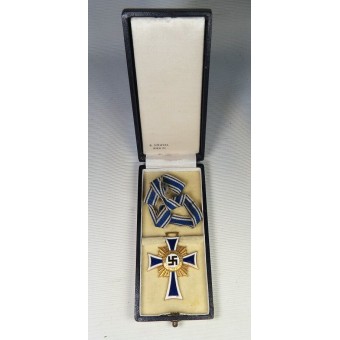 3rd Reich Mother cross in gold with original box of issue R.Souval Wien. Espenlaub militaria