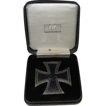 Iron Cross 1. luokka, 1939. L / 11 Wilhelm Deumer Boxissa. Espenlaub militaria