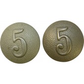 Wehrmacht shoulder straps buttons with number "5"