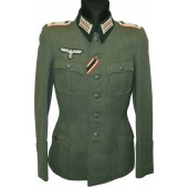 German officer's tunic/Feldbluse for armored /anti-tank Ober-leutnant