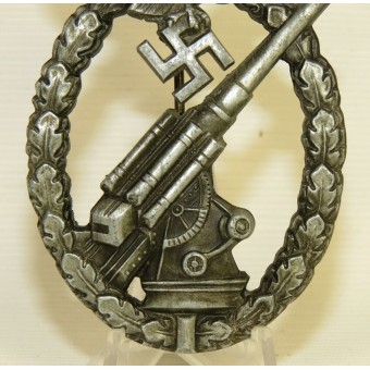 Знак зенитчика Люфтваффе с маркировкой WH. Espenlaub militaria