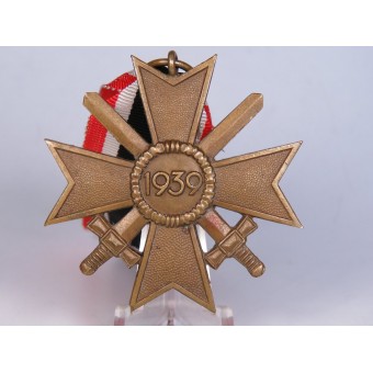 Kriegsverdient Kreuz Mit Schwertern II. Klasse. 1939. 11 Großmann & Co., Wien (Tombak). Espenlaub militaria