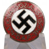 Member badge - NSDAP: Hermann Aurich Dresden M1 / 105 RZM. Carrot enamel
