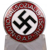 NSDAP:s medlemsmärke - Gustav Brehmer Markneukirchen. M1 / 101 RZM