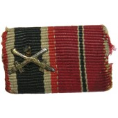 Barrette de ruban pour le vétéran du front de l'Est. Croix du mérite de guerre avec épées, médaille WiO