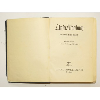 HJ Songbook, mooi geïllustreerd met 3 Reich Propaganda. Espenlaub militaria