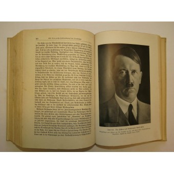 Tysk historia från förgermansk tid till våra dagar, med ett porträtt av Hitler.. Espenlaub militaria