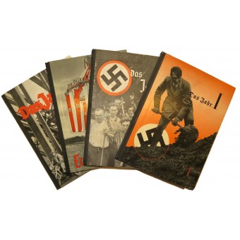 LAllemagne avec Hitler, lalmanach avec 4 volumes montrant les progrès dans le Troisième Reich. Espenlaub militaria