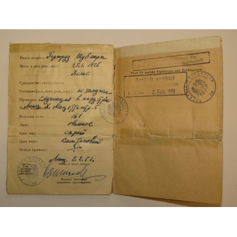 Pasaporte austríaco de la época de la ocupación aliada. Espenlaub militaria