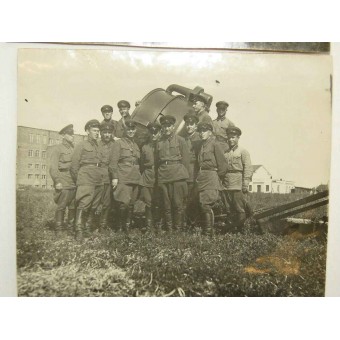 2 photos of the Anti aircraft projectorists of the Red Army. Espenlaub militaria