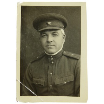 Foto eines verwundeten Majors der Roten Armee in Felduniform Größe: 6x8,5cm. Espenlaub militaria