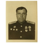 Fotocertificaat voor marine-ingenieur-kolonel, het hoofd van veldwerkplaatsen van de Pacific vloot