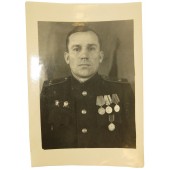 Foto de archivo militar de un coronel soviético