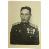 Foto identificativa del tenente colonnello dell'artiglieria sovietica