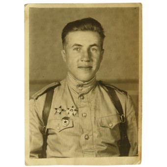 Фото Гвардии старшего лейтенанта Очкина в гимнастерке. Espenlaub militaria
