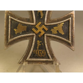 Croix de fer 1939 1ère classe avec un noyau en laiton jaune. Espenlaub militaria
