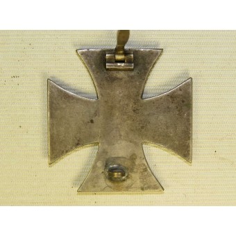 Croix de fer 1939 1ère classe avec un noyau en laiton jaune. Espenlaub militaria