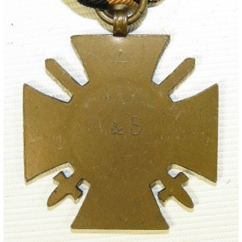 Kors med svärd till minne av första världskriget. Espenlaub militaria