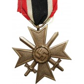 Croix du mérite de guerre du 3e Reich avec épées, KVKII, 1939. Monnaie.