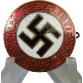 Varhainen NSDAP:n merkki, ennen vuotta 1939.